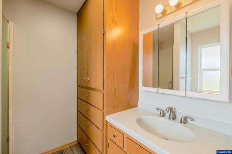 16000 Airlie Road Monmouth OR 97361