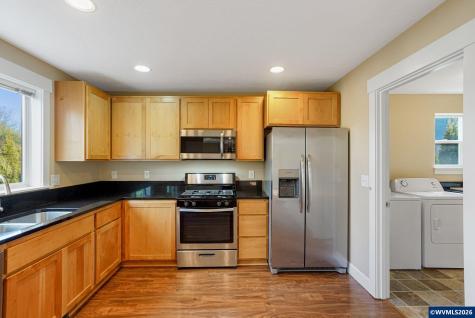 981 Ratcliff Drive SE Salem OR 97302