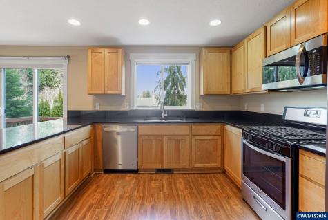981 Ratcliff Drive SE Salem OR 97302