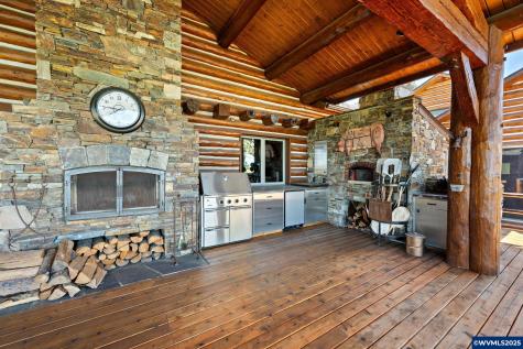 52255 Hunnington Road La Pine OR 97739