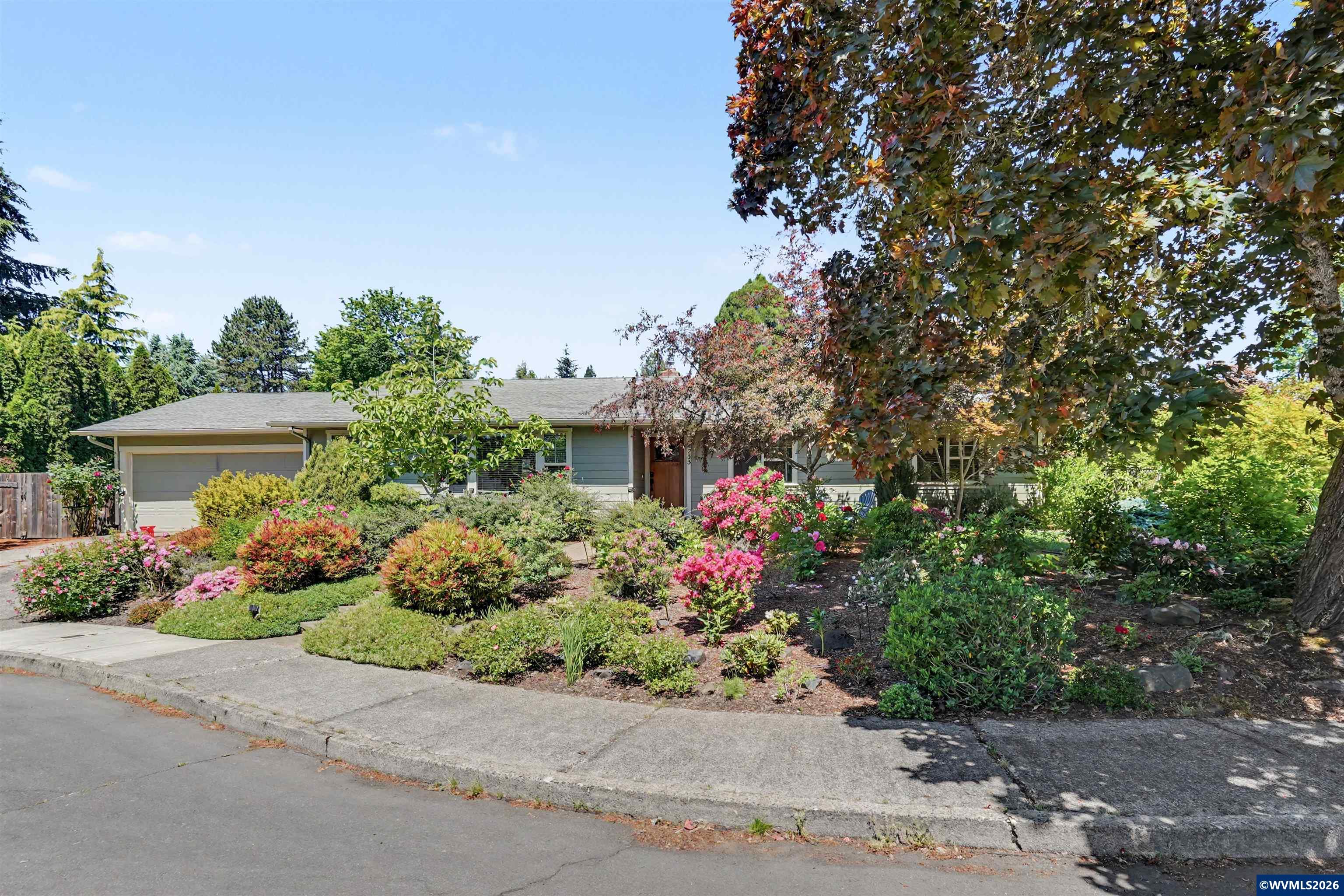 4733 Century Court S Salem OR 97302