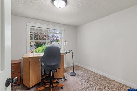 4733 Century Court S Salem OR 97302