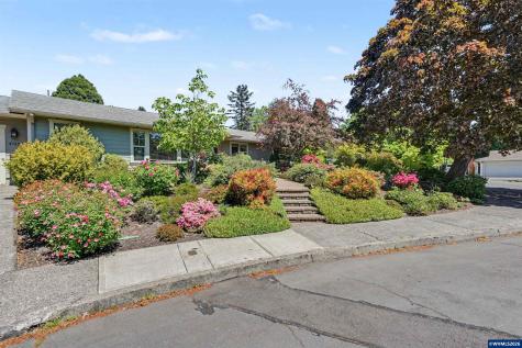 4733 Century Court S Salem OR 97302
