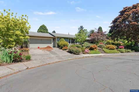 4733 Century Court S Salem OR 97302