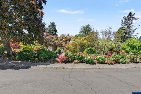 4733 Century Court S Salem OR 97302