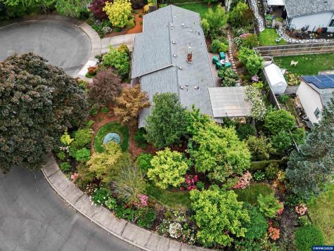 4733 Century Court S Salem OR 97302