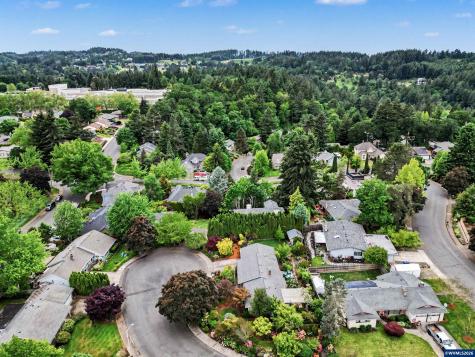 4733 Century Court S Salem OR 97302