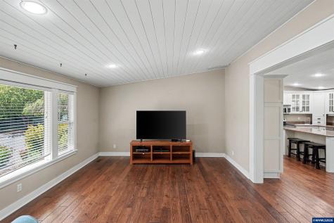 4733 Century Court S Salem OR 97302