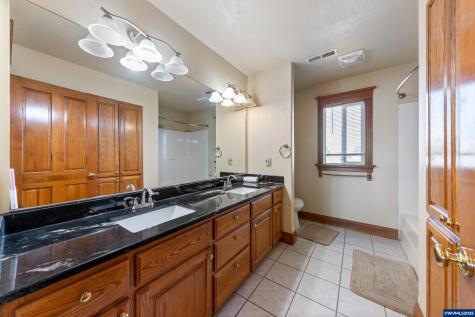 4465 Countryside Court NE Salem OR 97305