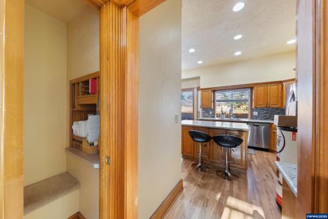 4465 Countryside Court NE Salem OR 97305
