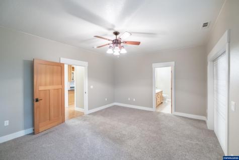 811 Northpoint Lp Brownsville OR 97327