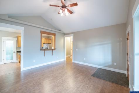 811 Northpoint Lp Brownsville OR 97327