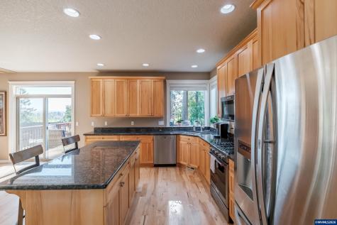 2697 Broadway Street NW Albany OR 97321