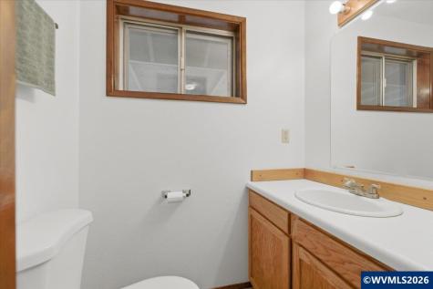 38113 Golden Valley Drive Lebanon OR 97355