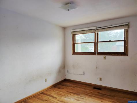 4926 Pullman Avenue SE Salem OR 97302