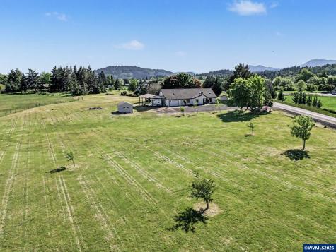 1753 Wooded Knolls Drive Philomath OR 97370