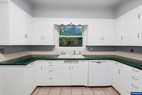 1351 SW Ellis Street Dallas OR 97338