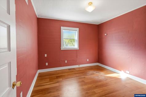 1351 SW Ellis Street Dallas OR 97338