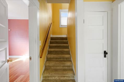 1351 SW Ellis Street Dallas OR 97338