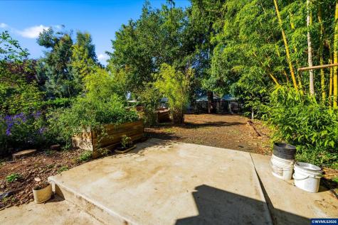 1351 SW Ellis Street Dallas OR 97338