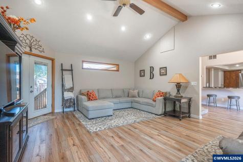 550 Wormwood Street SE Salem OR 97306