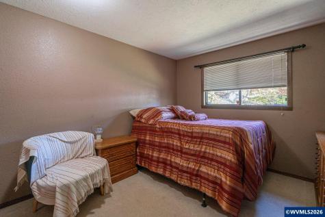 550 Wormwood Street SE Salem OR 97306