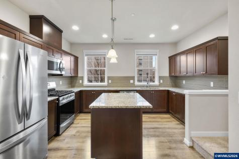 28668 SW Paris Avenue Wilsonville OR 97070