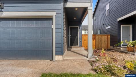 2766 V Street Springfield OR 97477