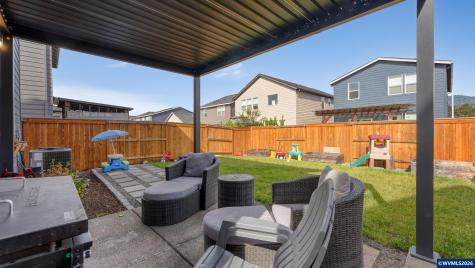 2766 V Street Springfield OR 97477