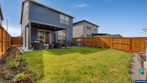 2766 V Street Springfield OR 97477