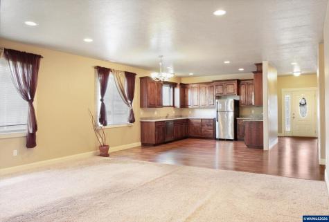 3571 Anchor Court NE Salem OR 97305