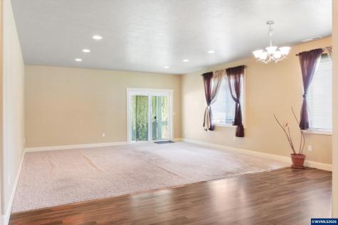 3571 Anchor Court NE Salem OR 97305