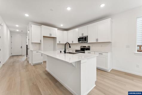 2787 Becklow Avenue SE Salem OR 97306