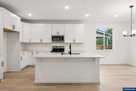 2787 Becklow Avenue SE Salem OR 97306