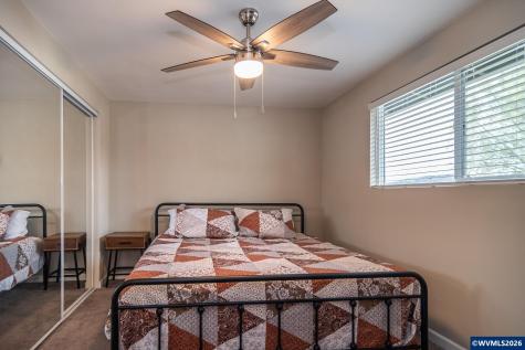 10 Carmel Court Roseburg OR 97471