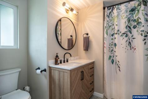 10 Carmel Court Roseburg OR 97471