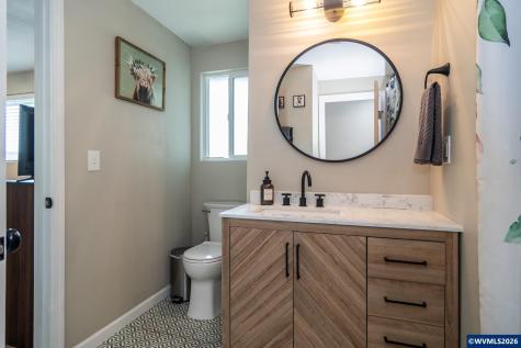 10 Carmel Court Roseburg OR 97471