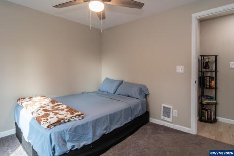 10 Carmel Court Roseburg OR 97471
