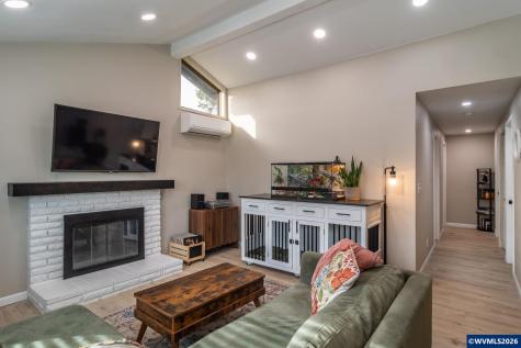 10 Carmel Court Roseburg OR 97471