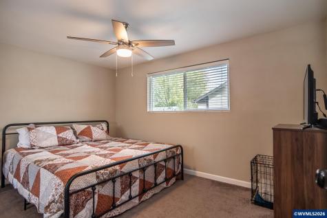 10 Carmel Court Roseburg OR 97471