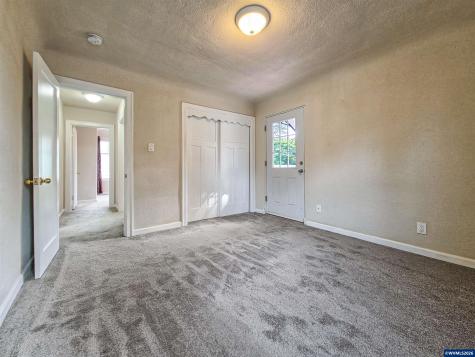 271 W Ellendale Avenue Dallas OR 97338