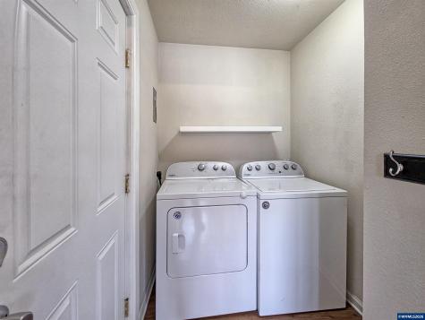 271 W Ellendale Avenue Dallas OR 97338