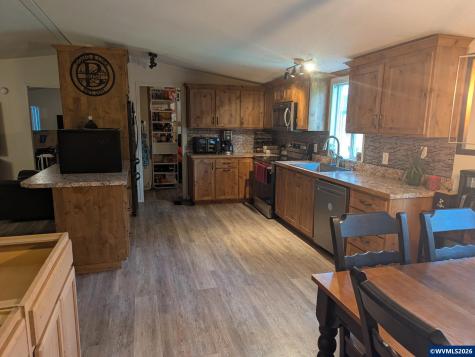 9200 Smith Road Aumsville OR 97325