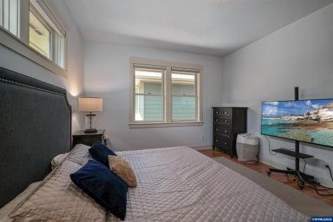 1564 Berkeley Lane E Monmouth OR 97361
