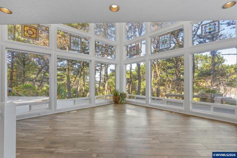 6765 Glen Avenue Gleneden Beach OR 97388