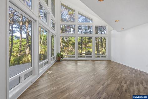 6765 Glen Avenue Gleneden Beach OR 97388