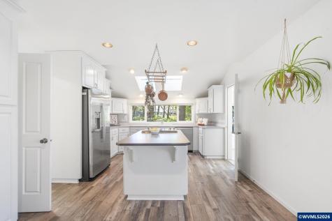 6765 Glen Avenue Gleneden Beach OR 97388