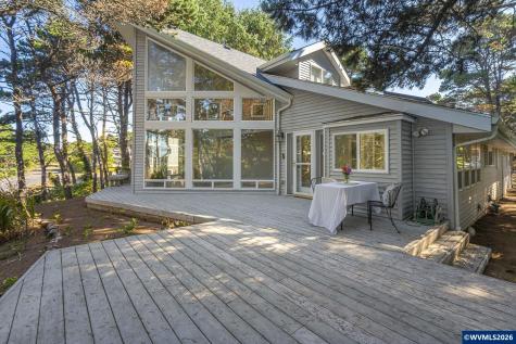 6765 Glen Avenue Gleneden Beach OR 97388