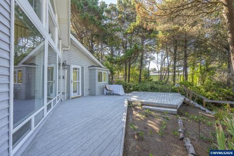 6765 Glen Avenue Gleneden Beach OR 97388