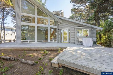 6765 Glen Avenue Gleneden Beach OR 97388